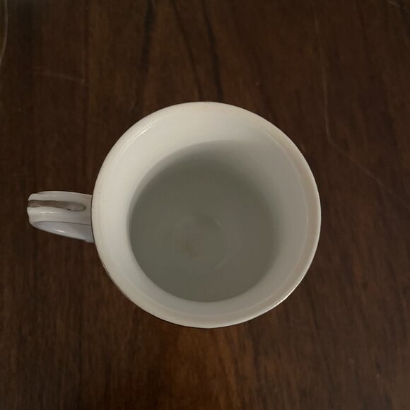 Crown Victoria - Carolyn - retired Mug - Picture 5 of 6